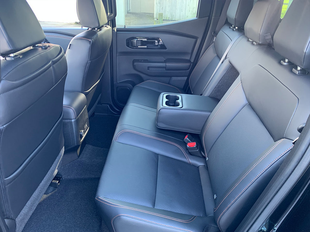 2025 Mitsubishi Triton VRX 2WD 2.4L Bi-Turbo Diesel 6 Speed Auto