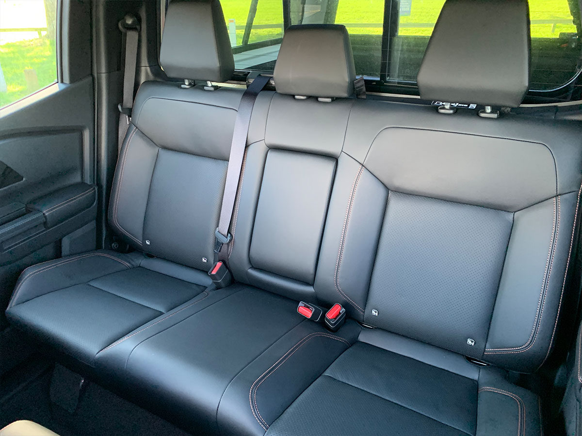 2025 Mitsubishi Triton VRX 2WD 2.4L Bi-Turbo Diesel 6 Speed Auto