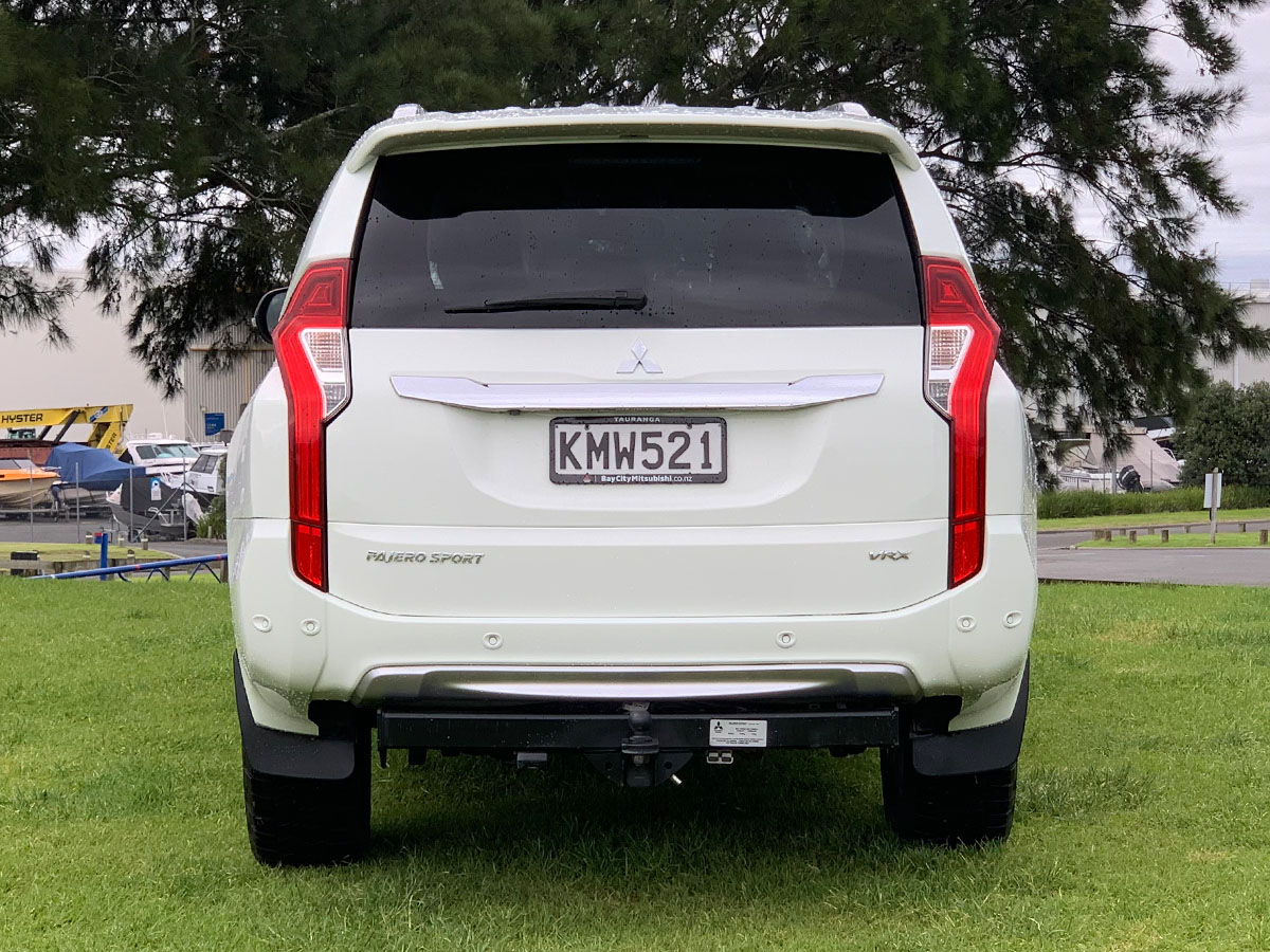 2017 Mitsubishi Pajero Sport VRX 2.4L Diesel 4WD 8 Speed Automatic