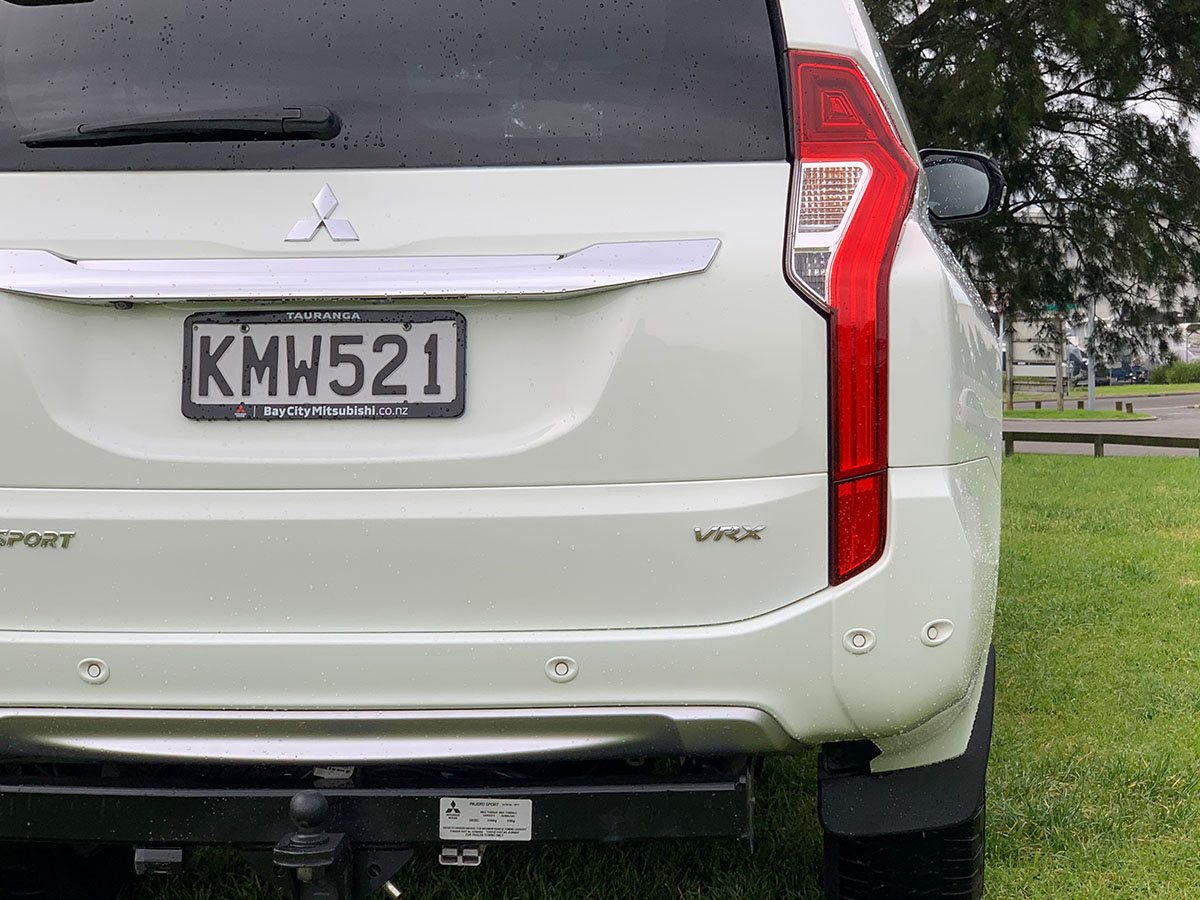 2017 Mitsubishi Pajero Sport VRX 2.4L Diesel 4WD 8 Speed Automatic