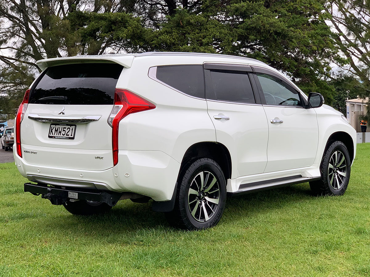 2017 Mitsubishi Pajero Sport VRX 2.4L Diesel 4WD 8 Speed Automatic