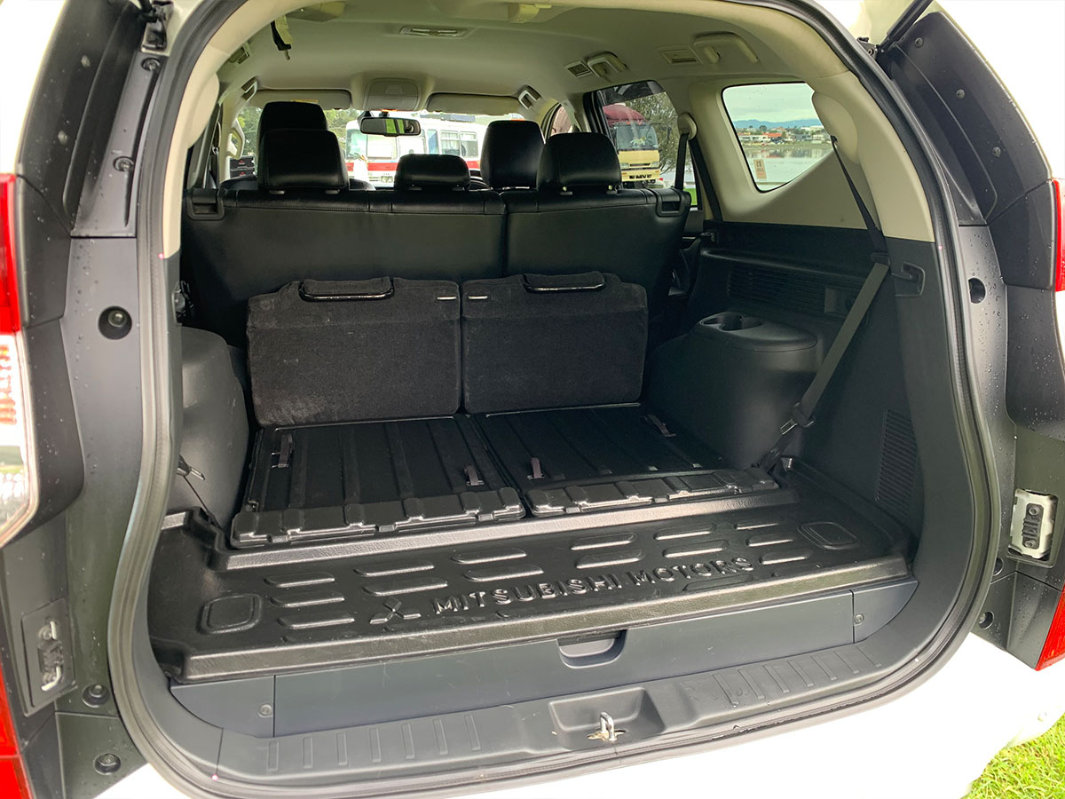 2017 Mitsubishi Pajero Sport VRX 2.4L Diesel 4WD 8 Speed Automatic