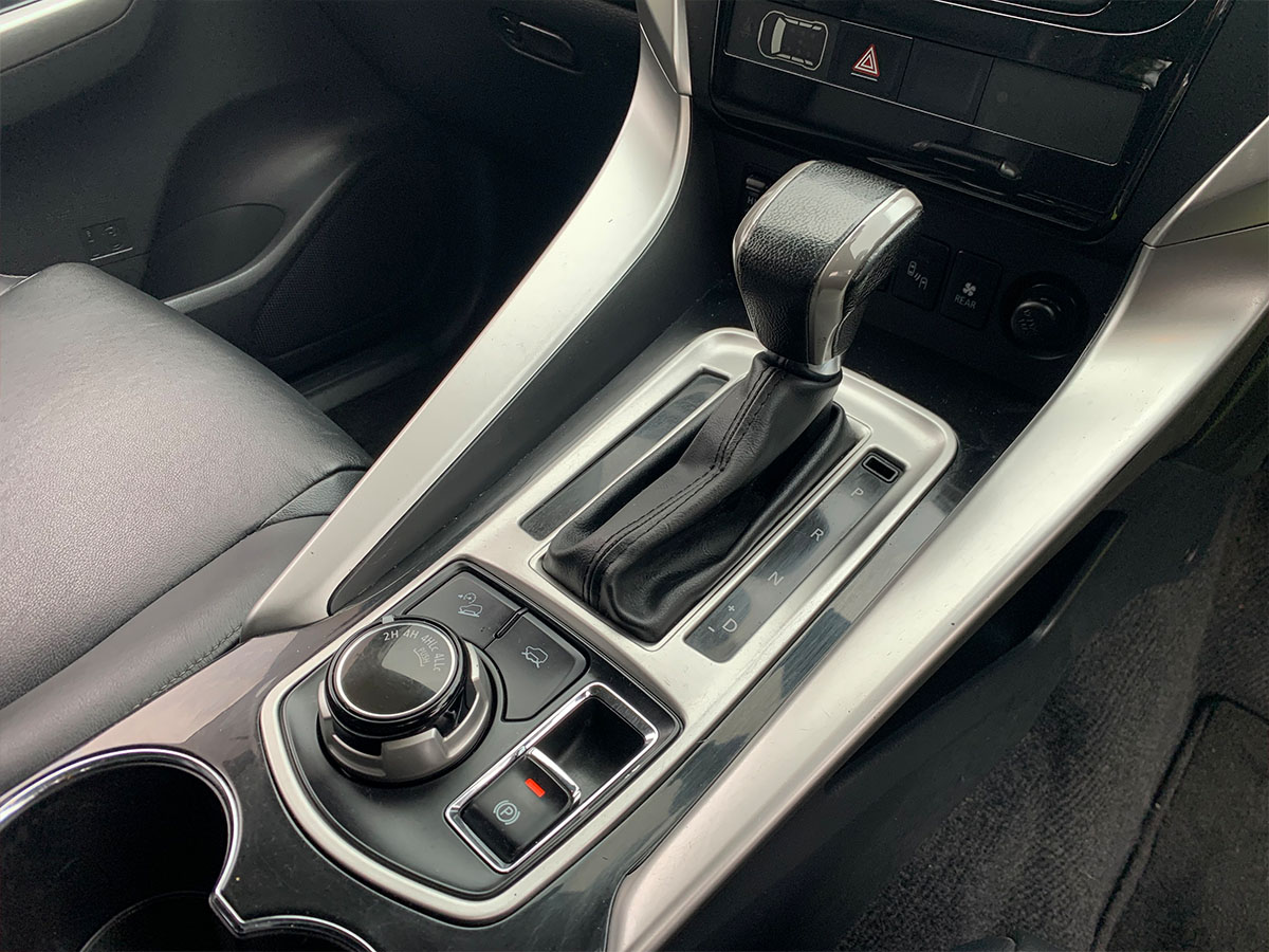 2017 Mitsubishi Pajero Sport VRX 2.4L Diesel 4WD 8 Speed Automatic