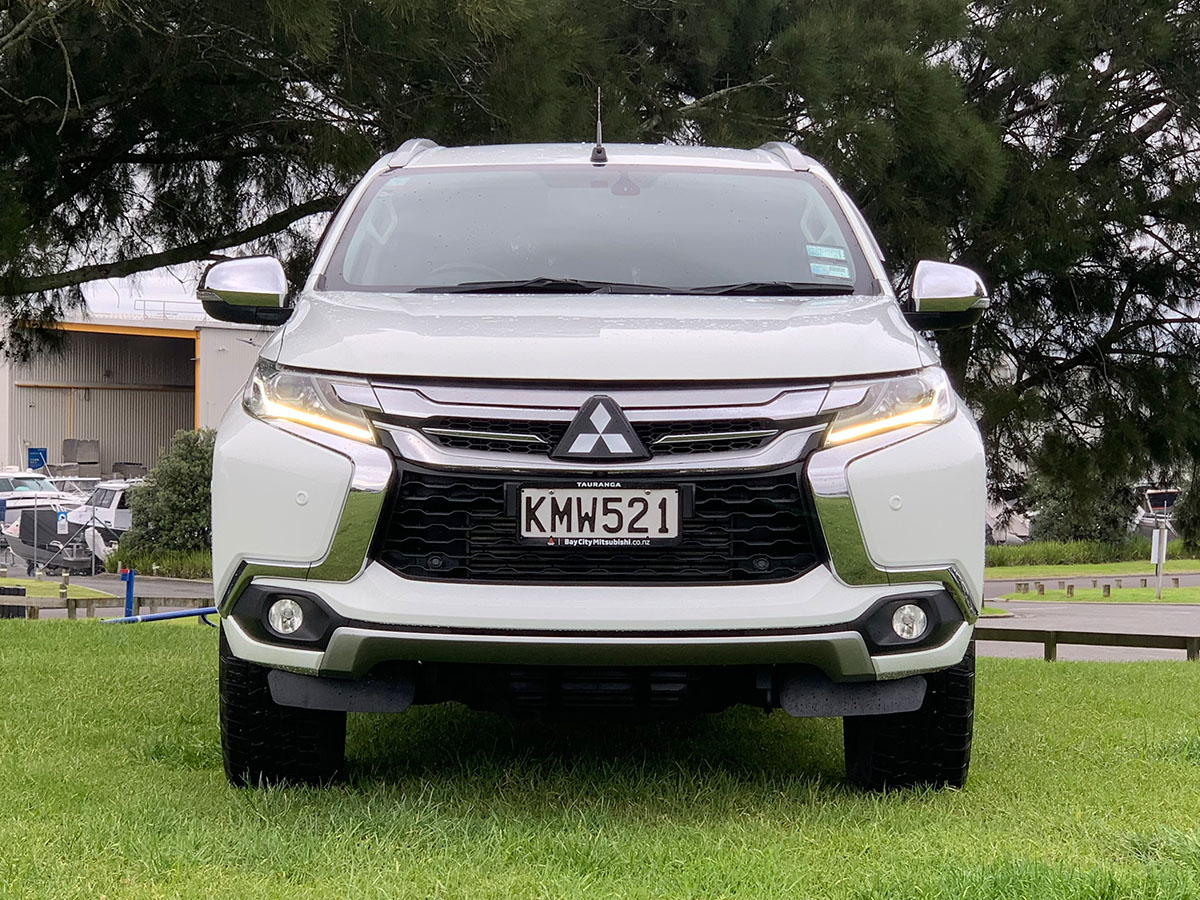 2017 Mitsubishi Pajero Sport VRX 2.4L Diesel 4WD 8 Speed Automatic