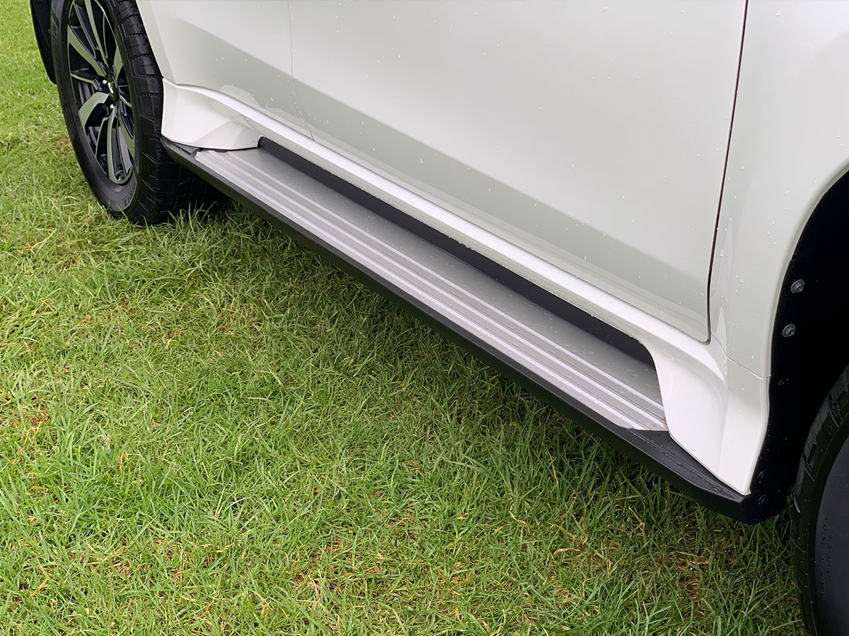 2017 Mitsubishi Pajero Sport VRX 2.4L Diesel 4WD 8 Speed Automatic