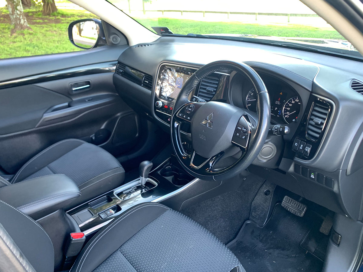 2021 Mitsubishi Outlander LS 2.4L Petrol 7 Seater Automatic