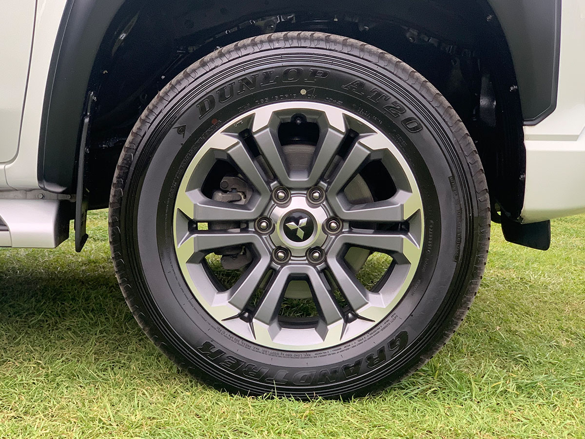 2021 Mitsubishi Triton VRX 4WD 2.4L Diesel Turbo 6 Speed Auto