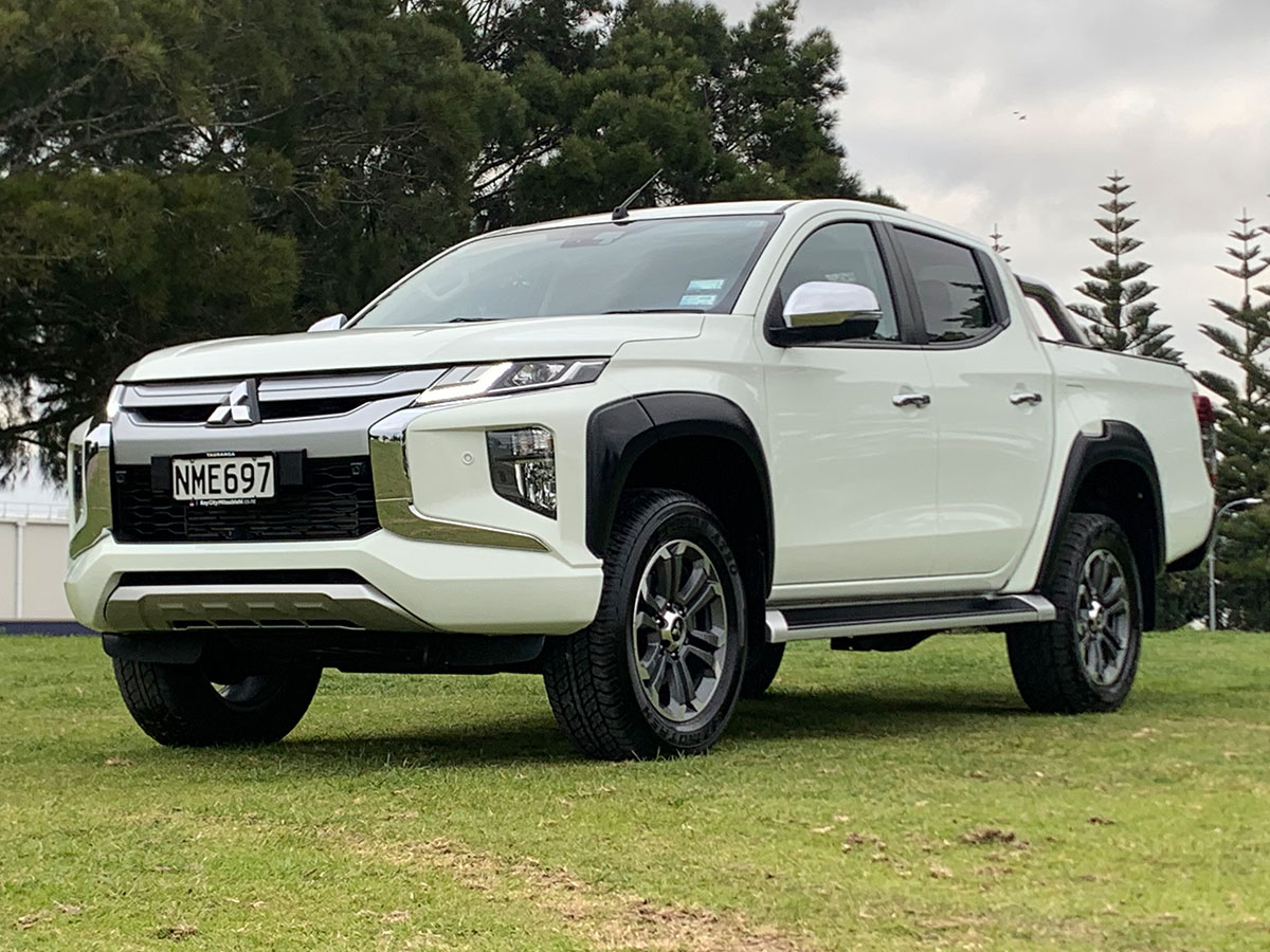 2021 Mitsubishi Triton VRX 4WD 2.4L Diesel Turbo 6 Speed Auto