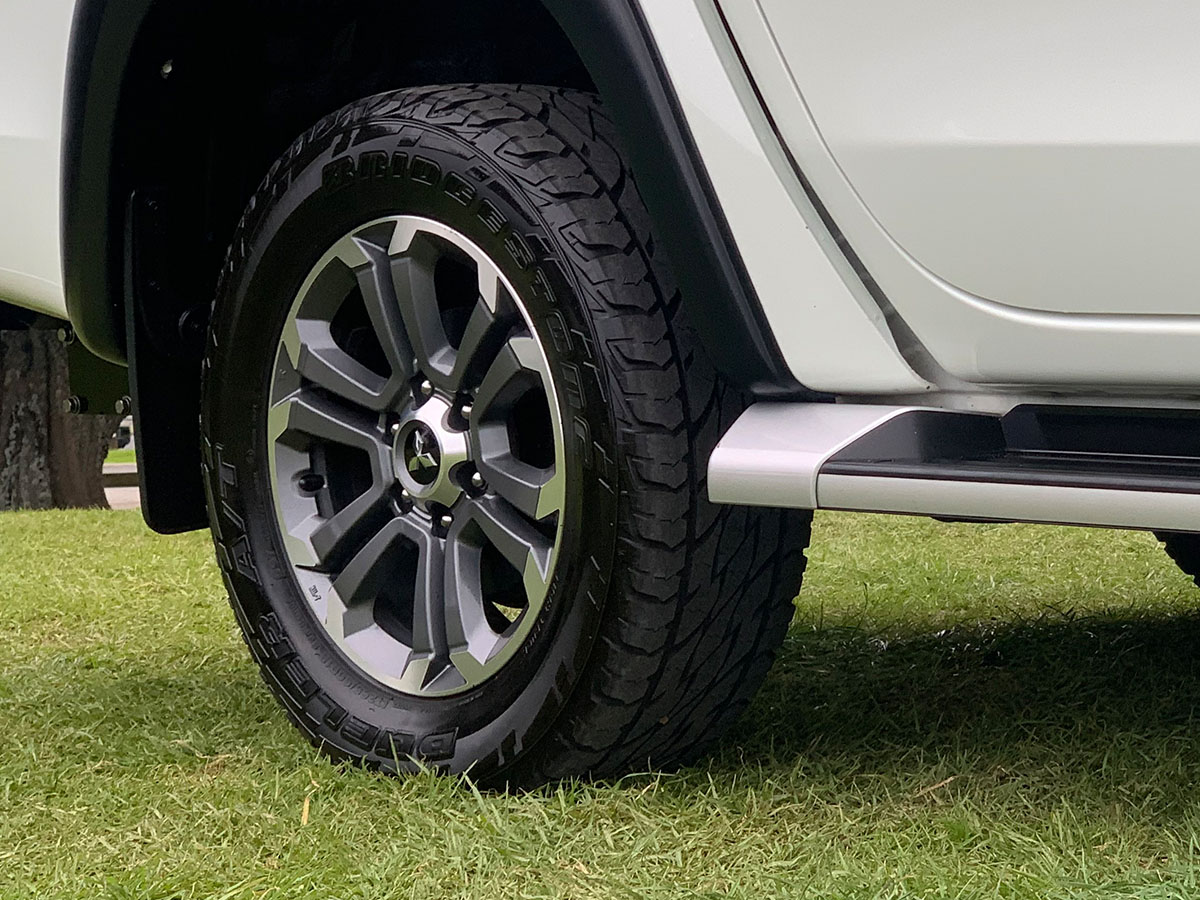 2021 Mitsubishi Triton VRX 4WD 2.4L Diesel Turbo 6 Speed Auto