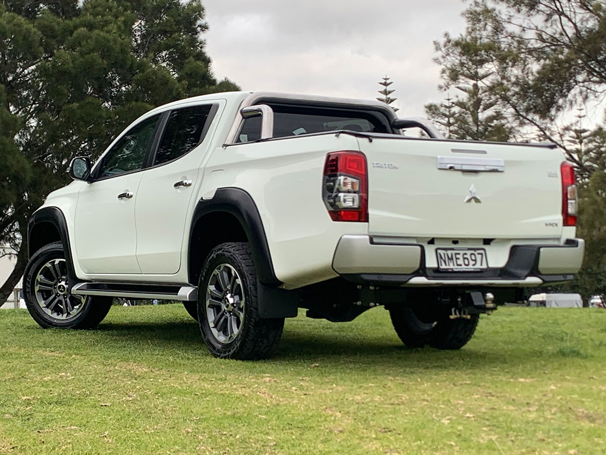 2021 Mitsubishi Triton VRX 4WD 2.4L Diesel Turbo 6 Speed Auto