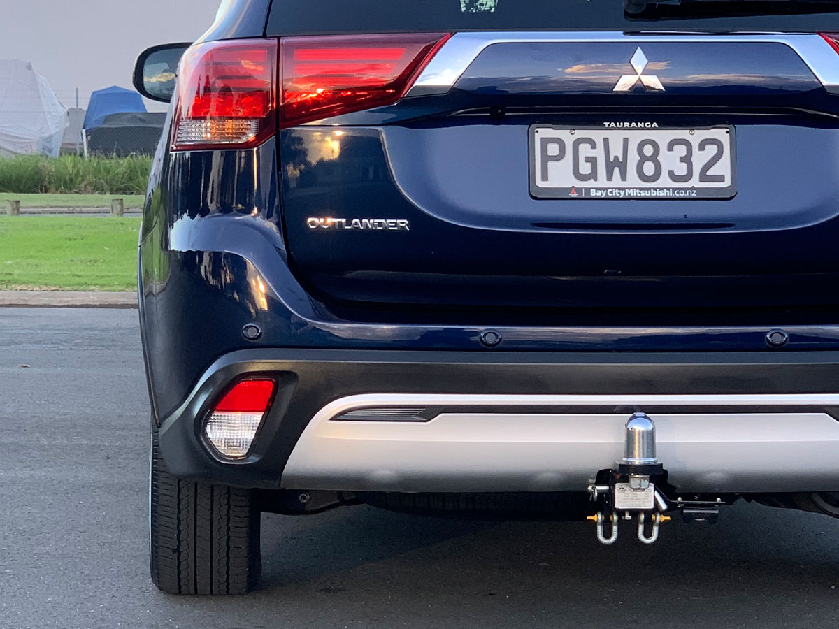 2022 Mitsubishi Outlander LS 2.4L Petrol 7 Seater Automatic