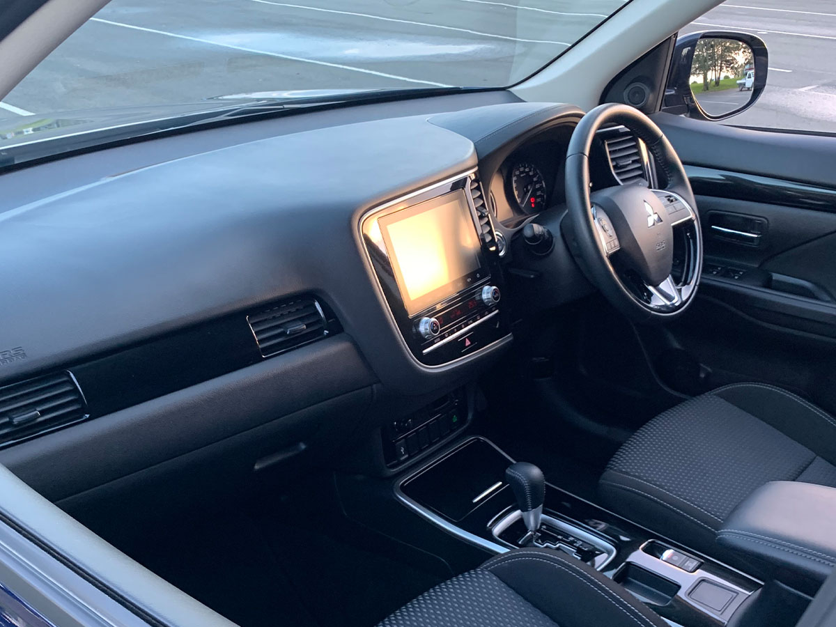 2022 Mitsubishi Outlander LS 2.4L Petrol 7 Seater Automatic