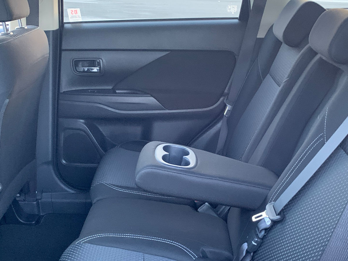 2022 Mitsubishi Outlander LS 2.4L Petrol 7 Seater Automatic