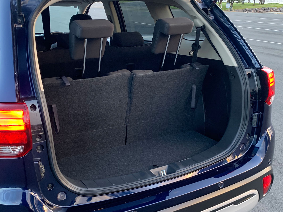 2022 Mitsubishi Outlander LS 2.4L Petrol 7 Seater Automatic