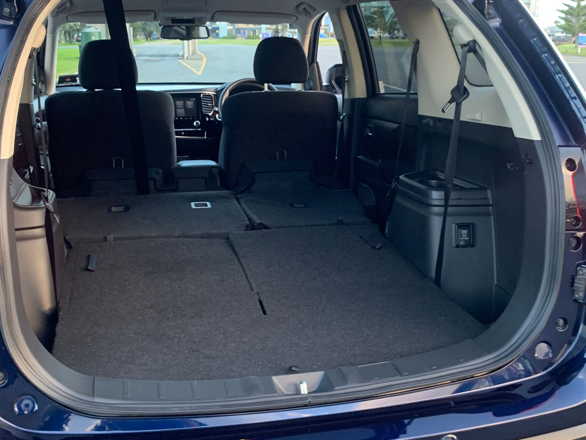 2022 Mitsubishi Outlander LS 2.4L Petrol 7 Seater Automatic