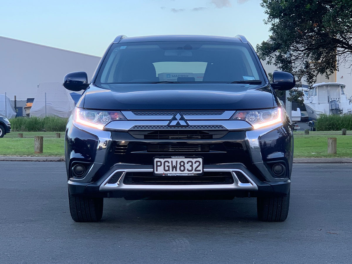 2022 Mitsubishi Outlander LS 2.4L Petrol 7 Seater Automatic