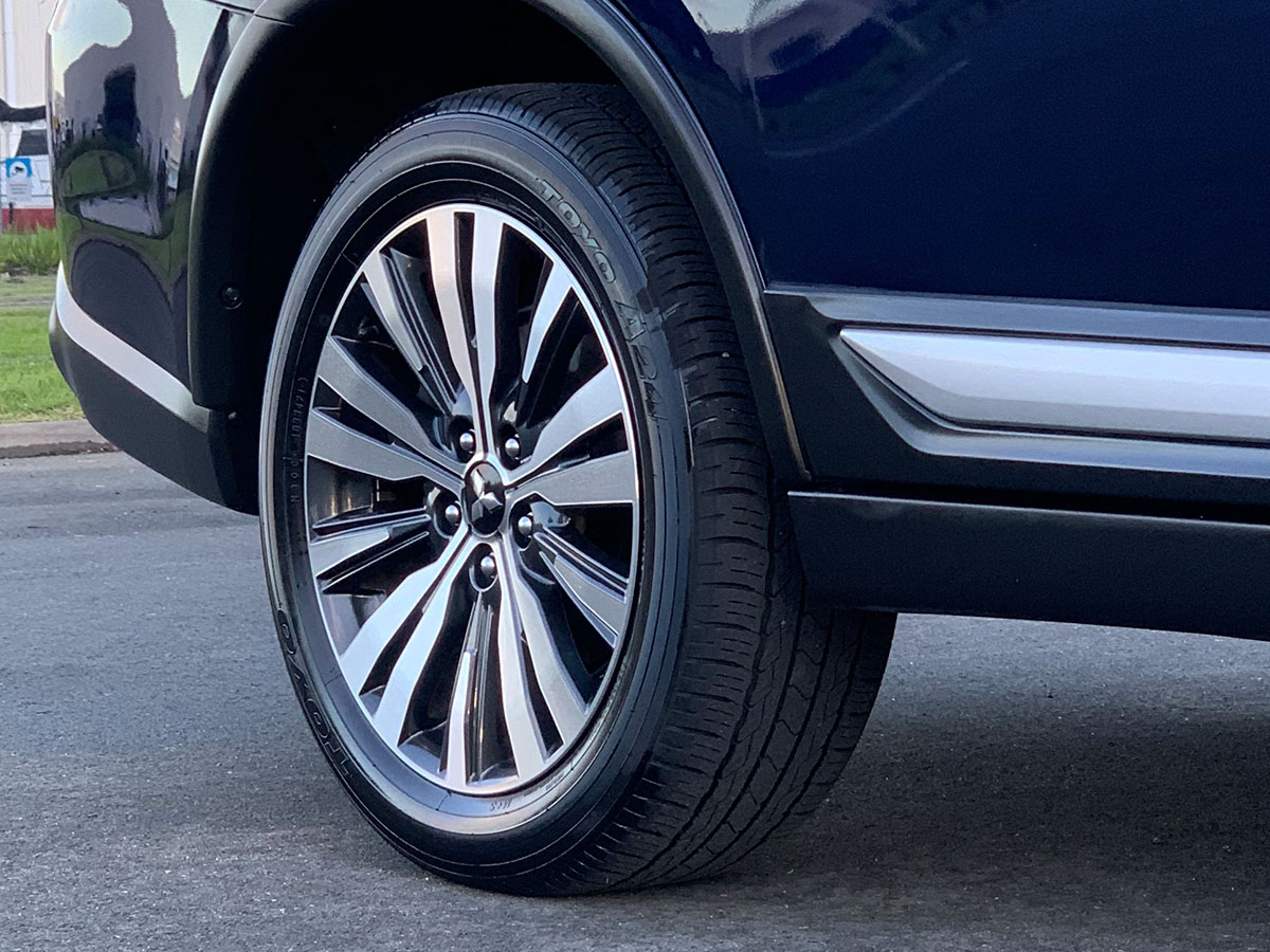 2022 Mitsubishi Outlander LS 2.4L Petrol 7 Seater Automatic