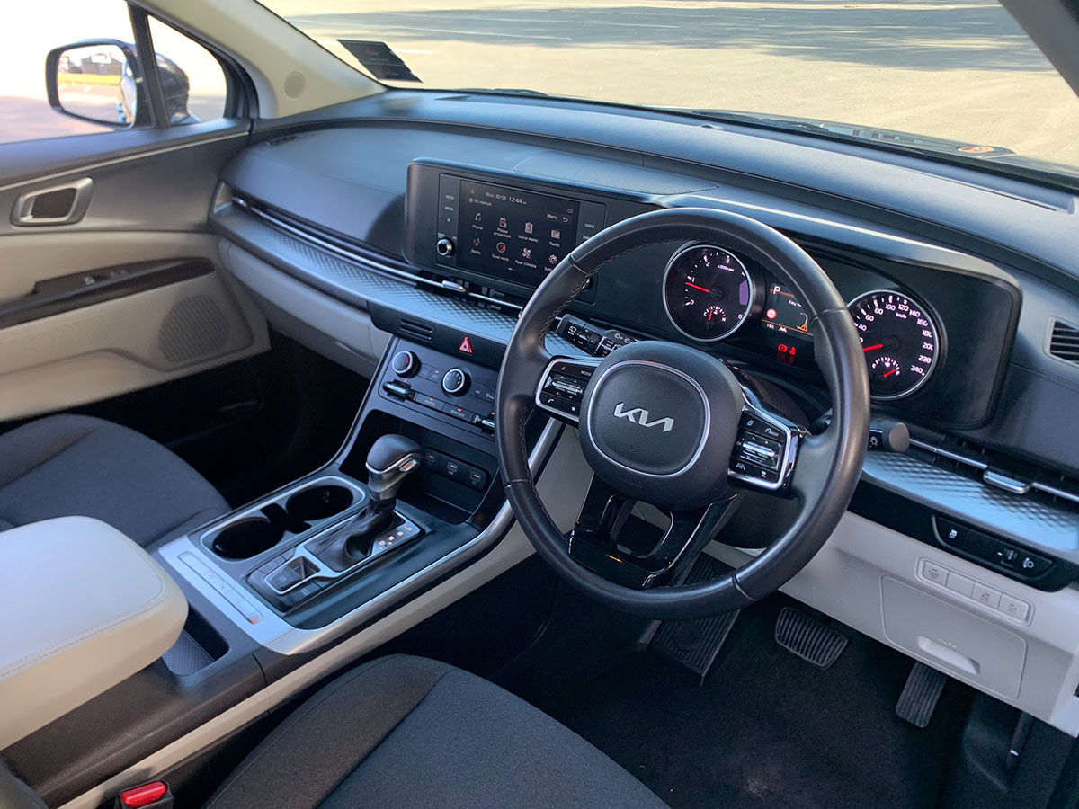 2023 Kia Carnival EX 2.2L Diesel Turbo 8 Seater