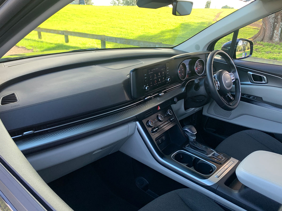 2023 Kia Carnival EX 2.2L Diesel Turbo 8 Seater