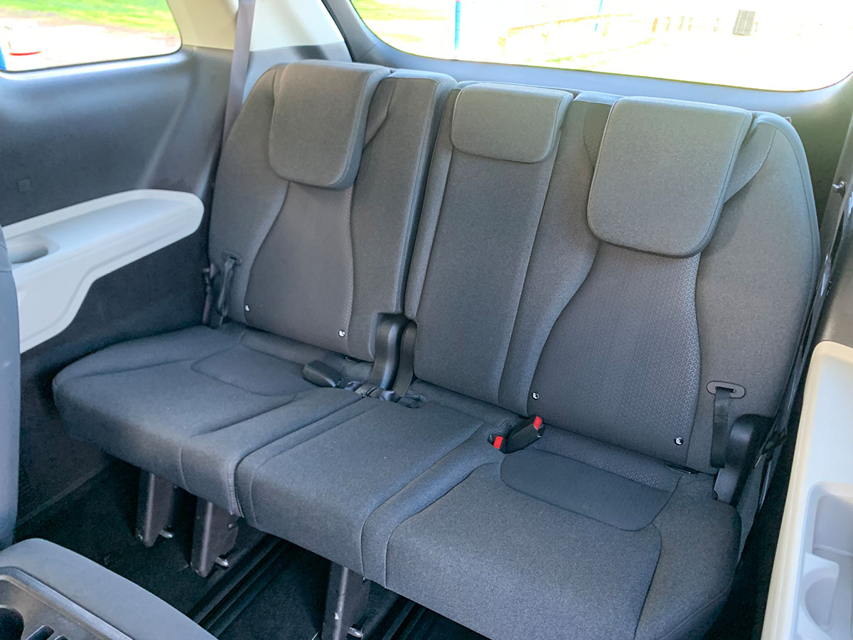 2023 Kia Carnival EX 2.2L Diesel Turbo 8 Seater