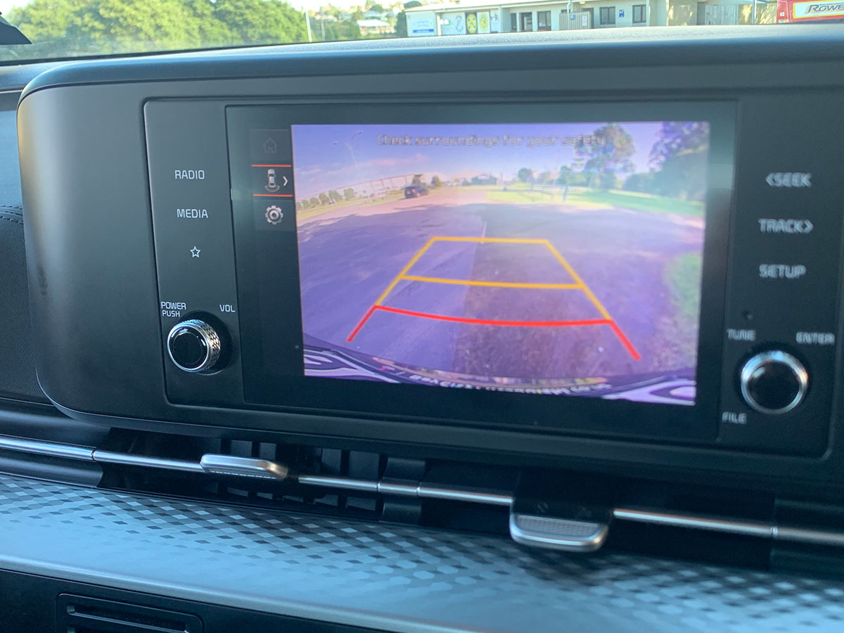 2023 Kia Carnival EX 2.2L Diesel Turbo 8 Seater