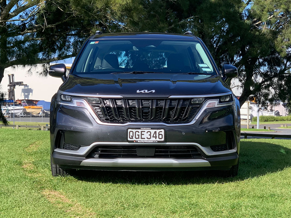 2023 Kia Carnival EX 2.2L Diesel Turbo 8 Seater