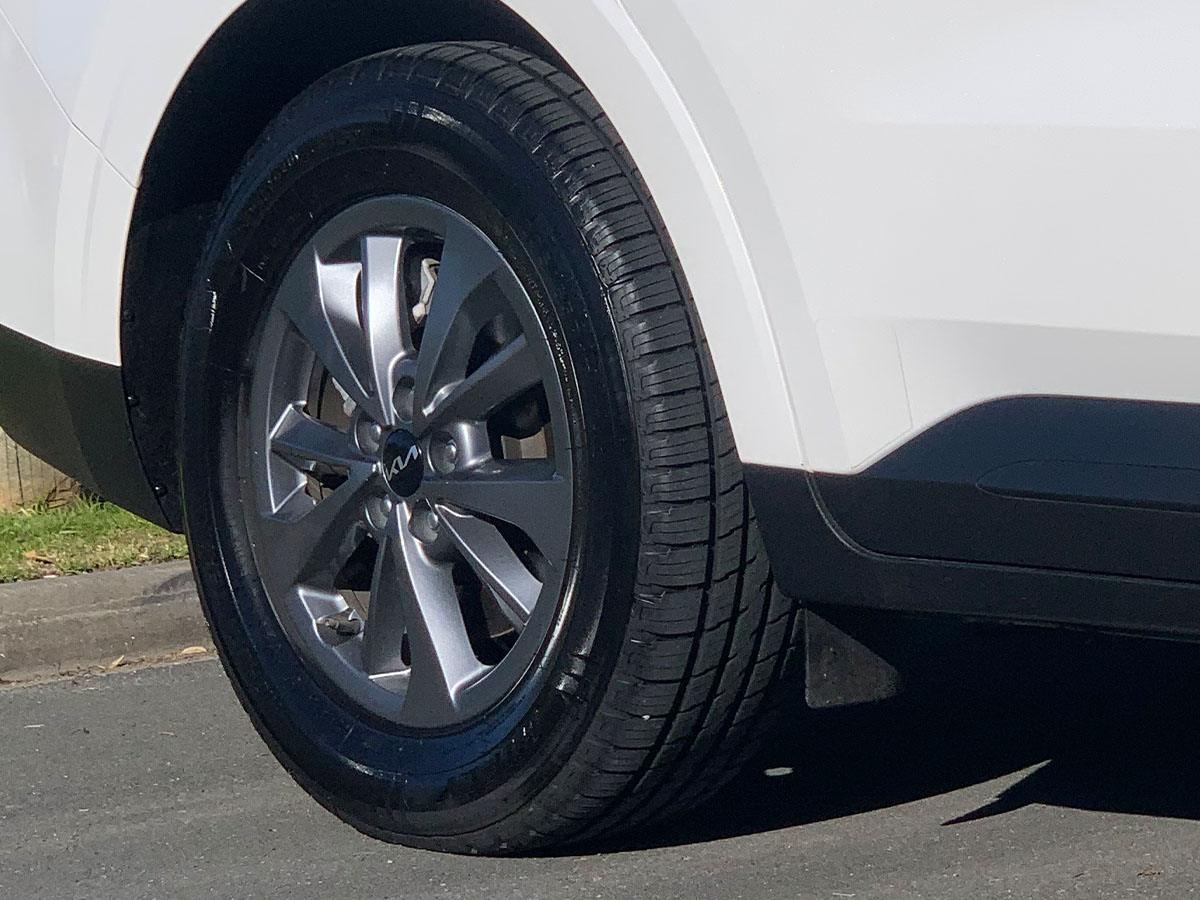 2023 Kia Carnival EX 2.2L Diesel Turbo 8 Seater