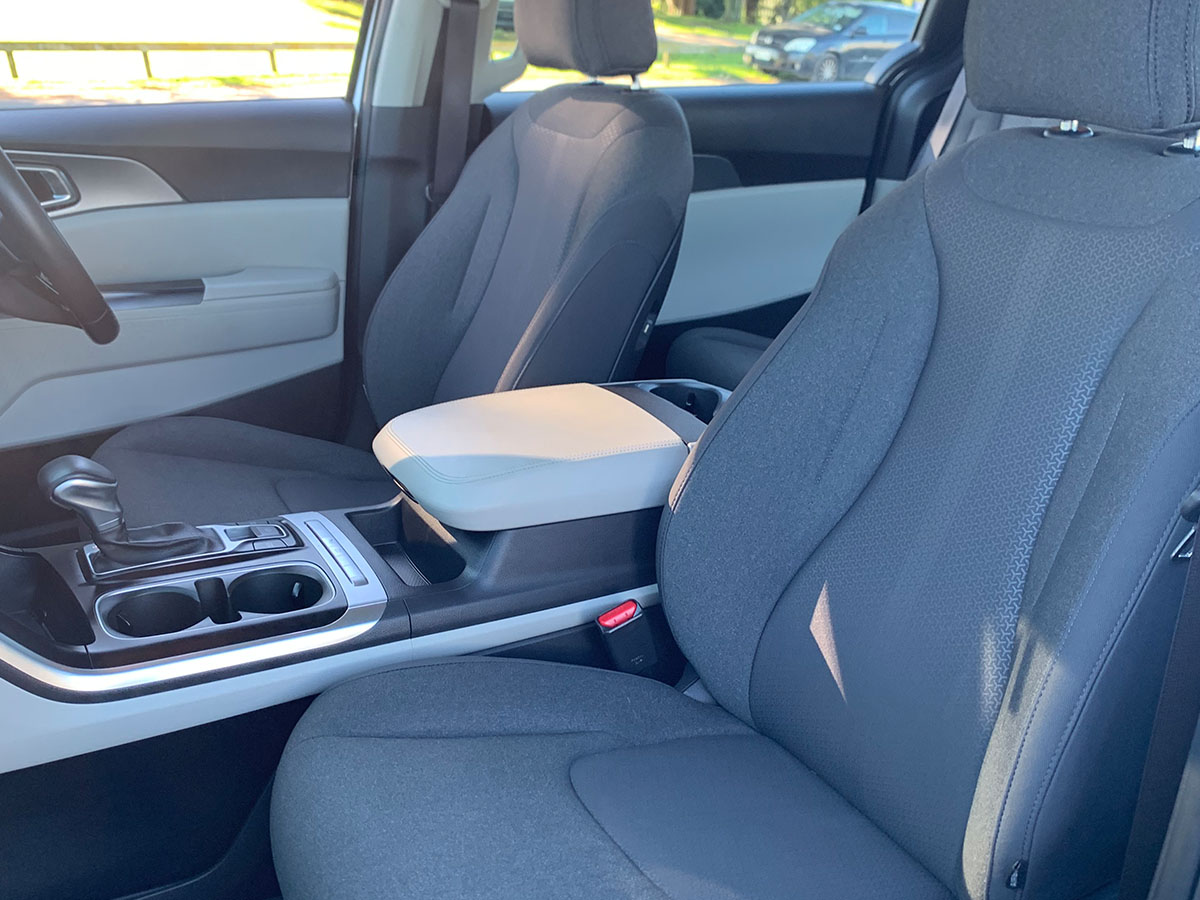 2023 Kia Carnival EX 2.2L Diesel Turbo 8 Seater