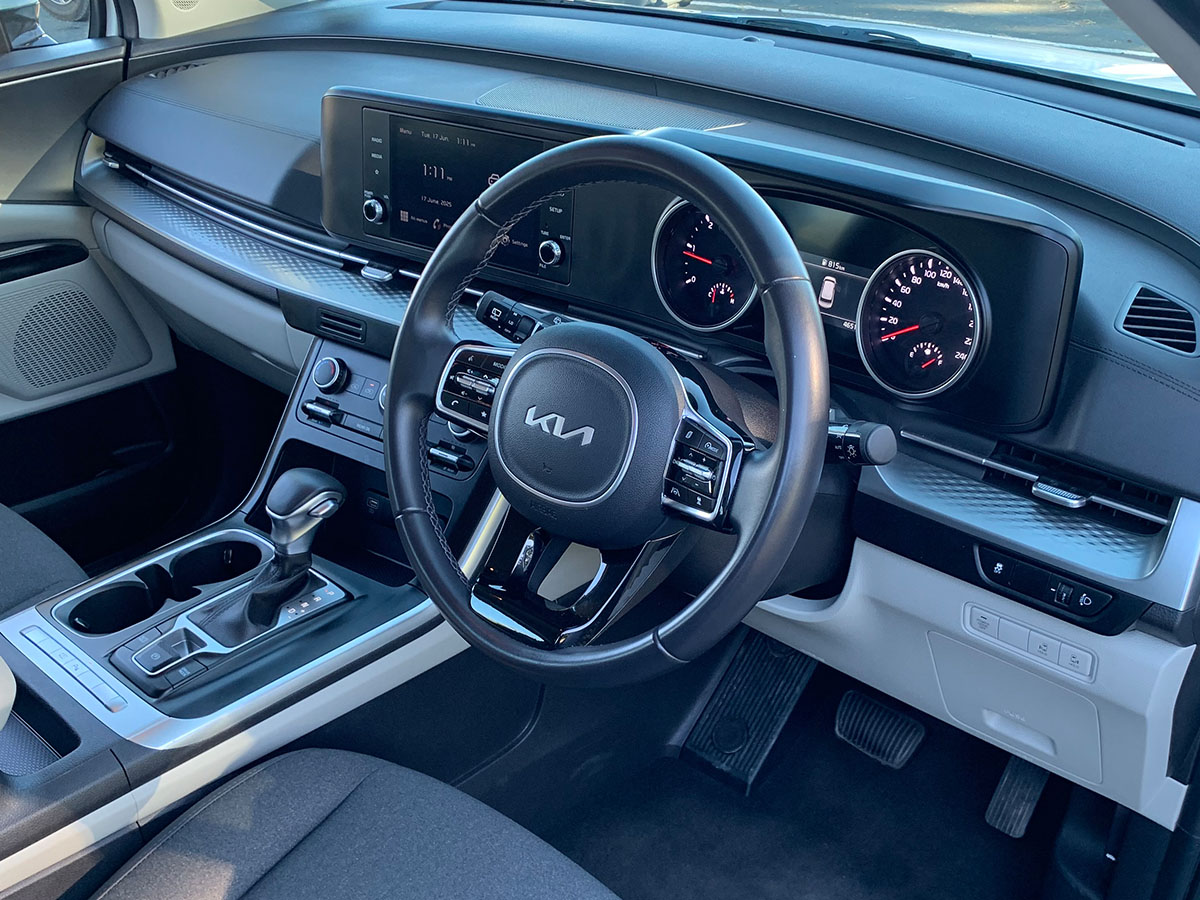 2023 Kia Carnival EX 2.2L Diesel Turbo 8 Seater