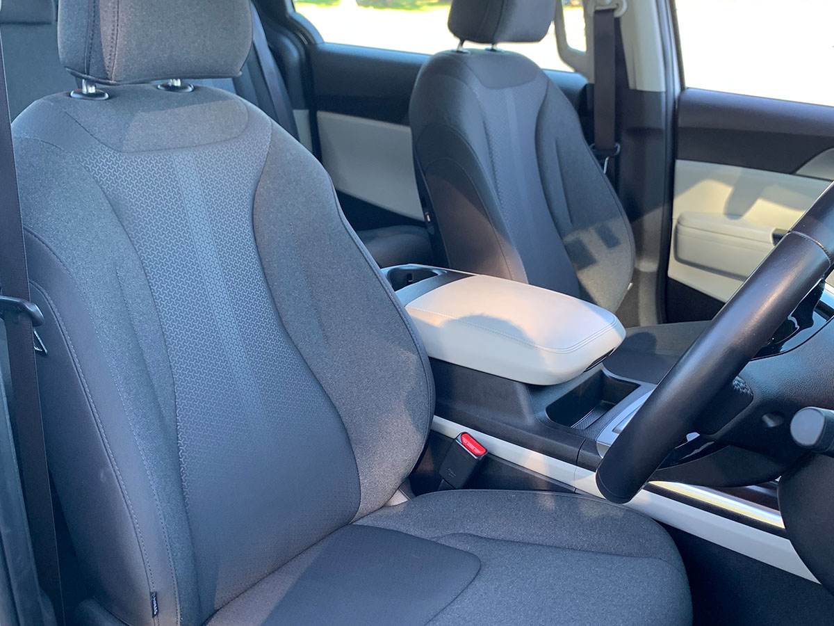 2023 Kia Carnival EX 2.2L Diesel Turbo 8 Seater