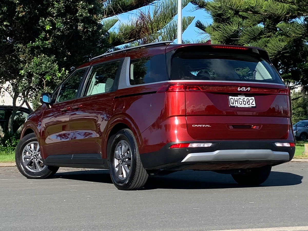2023 Kia Carnival EX 2.2L Diesel Turbo 8 Seater