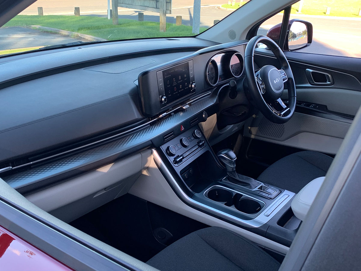 2023 Kia Carnival EX 2.2L Diesel Turbo 8 Seater