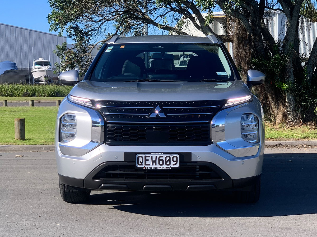 2023 Mitsubishi Outlander LS 2WD 2.5L Petrol Auto