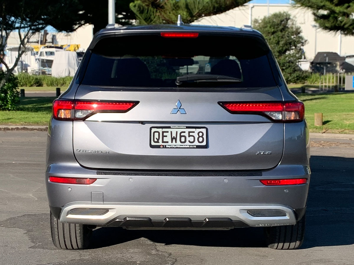 2023 Mitsubishi Outlander XLS 2WD 7 Seater 2.5L Petrol Auto