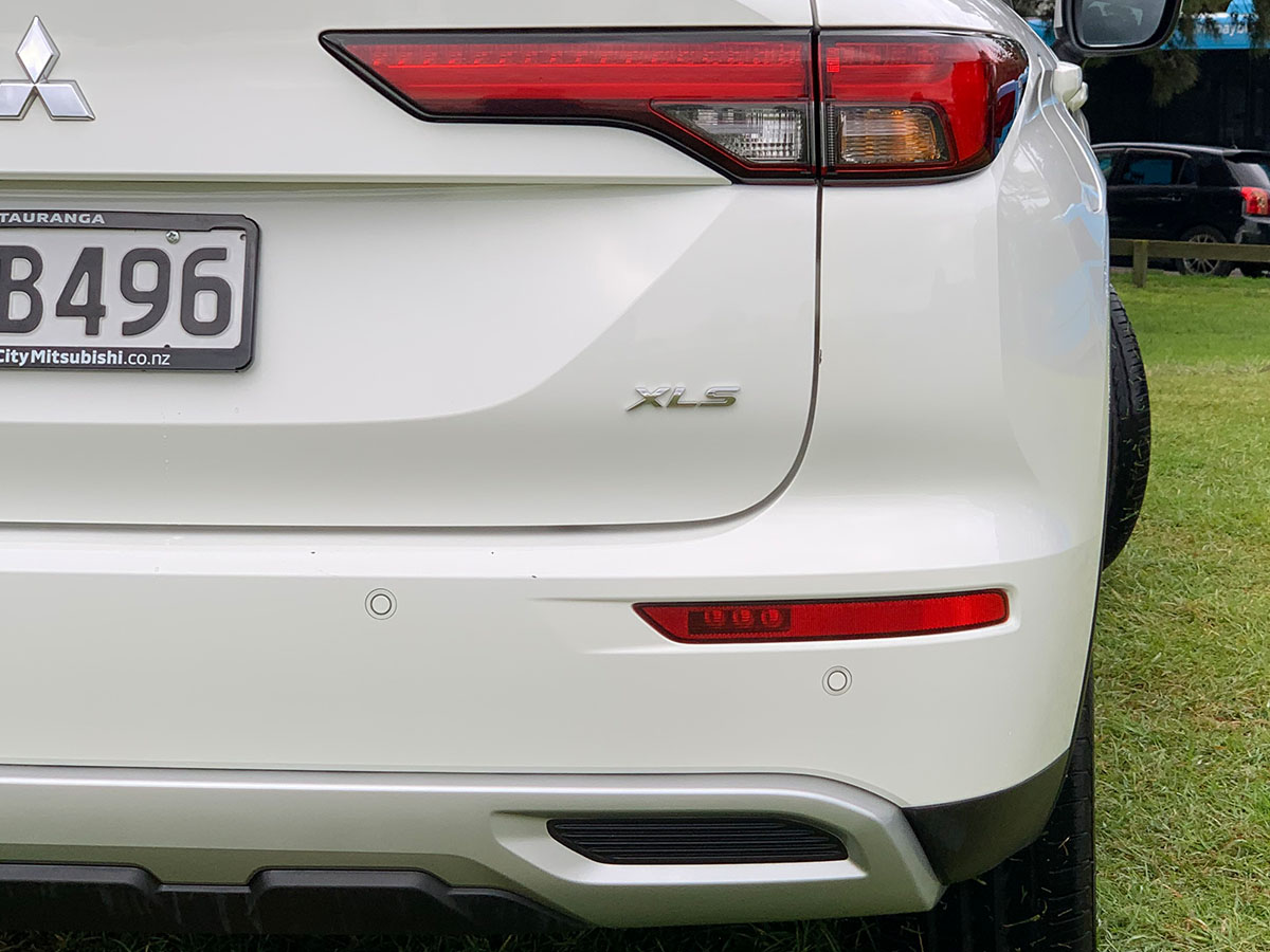 2023 Mitsubishi Outlander XLS 2WD 7 Seater 2.5L Petrol Auto