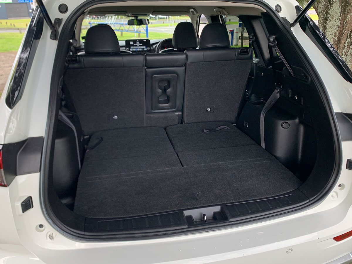 2023 Mitsubishi Outlander XLS 2WD 7 Seater 2.5L Petrol Auto