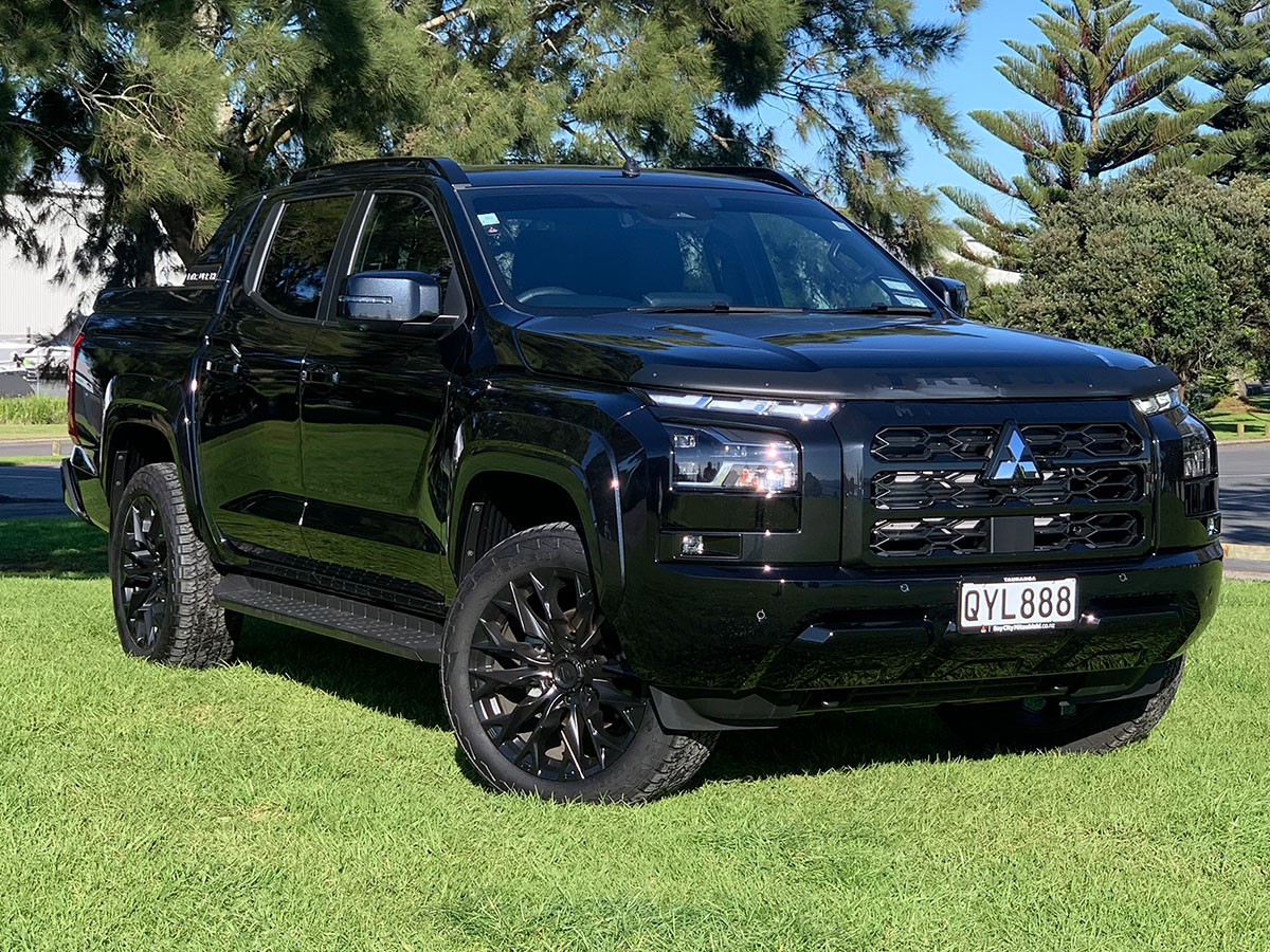 2024 Mitsubishi Triton VRX 4WD 2.4L Bi-Turbo Diesel 6 Speed Auto