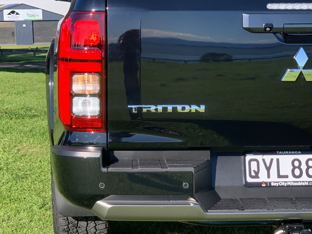 2024 Mitsubishi Triton VRX 4WD 2.4L Bi-Turbo Diesel 6 Speed Auto