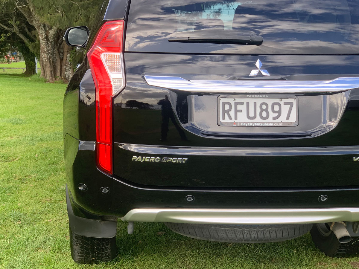 2017 Mitsubishi Pajero Sport VRX 2.4L Diesel 4WD 8 Speed Automatic