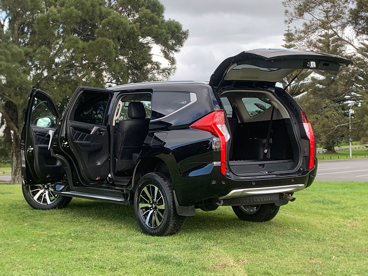 2017 Mitsubishi Pajero Sport VRX 2.4L Diesel 4WD 8 Speed Automatic