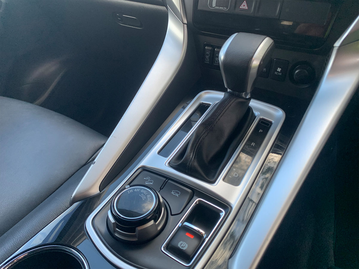 2017 Mitsubishi Pajero Sport VRX 2.4L Diesel 4WD 8 Speed Automatic