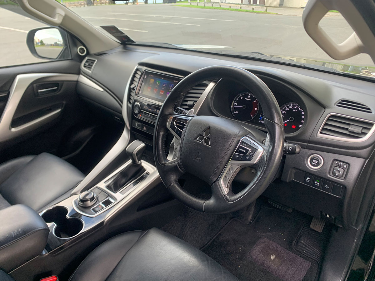 2017 Mitsubishi Pajero Sport VRX 2.4L Diesel 4WD 8 Speed Automatic