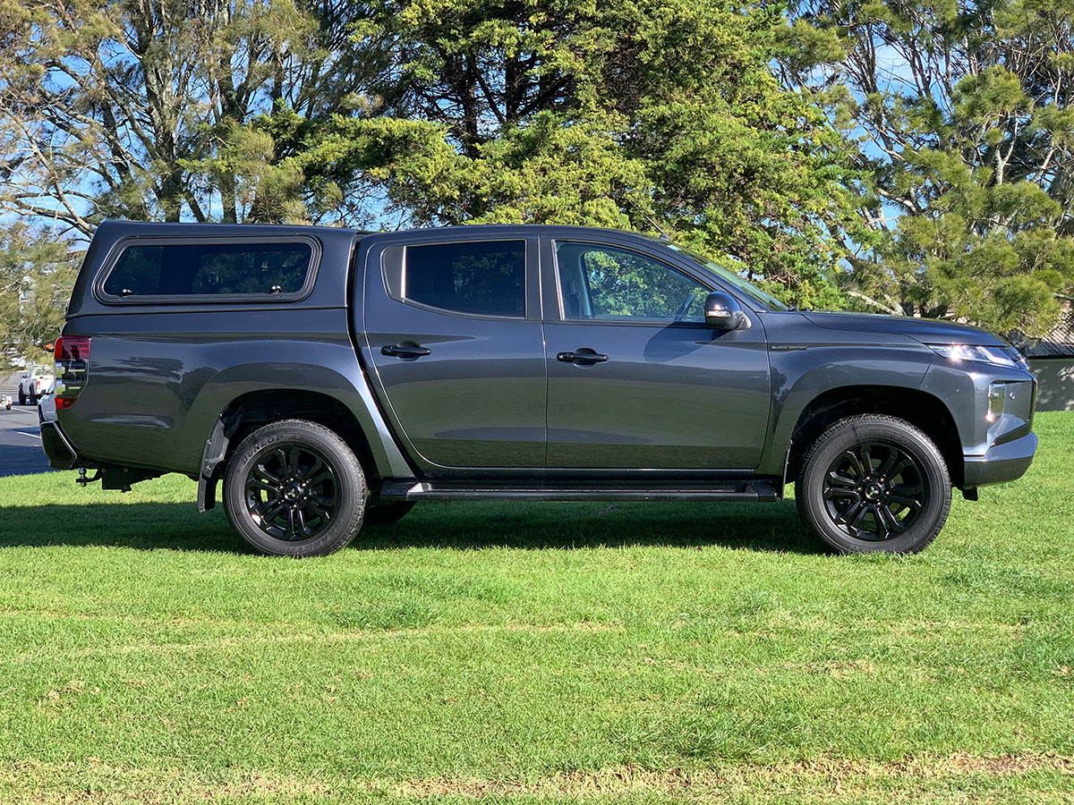 2021 Mitsubishi Triton GLSB 4WD 2.4L Diesel Turbo 6 Speed Auto