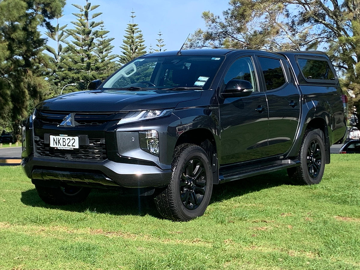 2021 Mitsubishi Triton GLSB 4WD 2.4L Diesel Turbo 6 Speed Auto