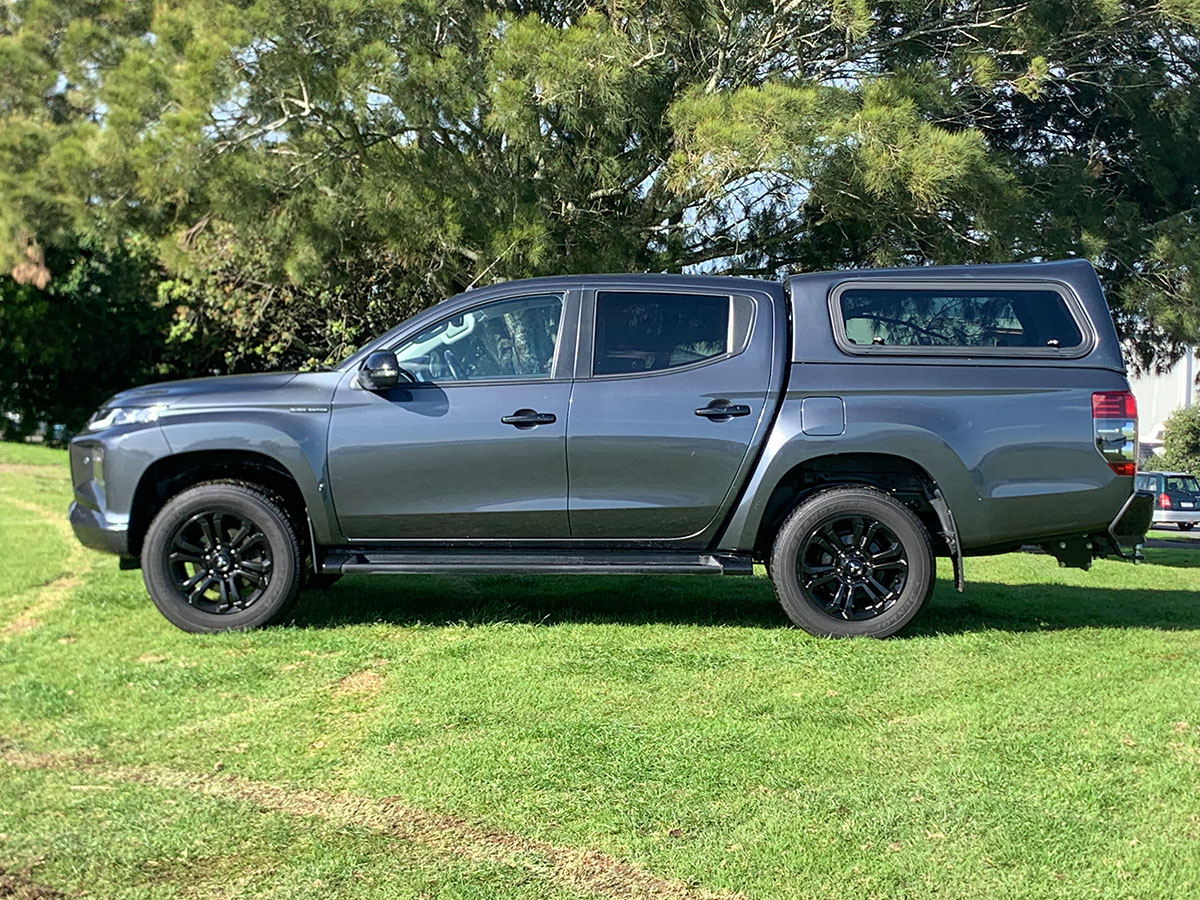 2021 Mitsubishi Triton GLSB 4WD 2.4L Diesel Turbo 6 Speed Auto