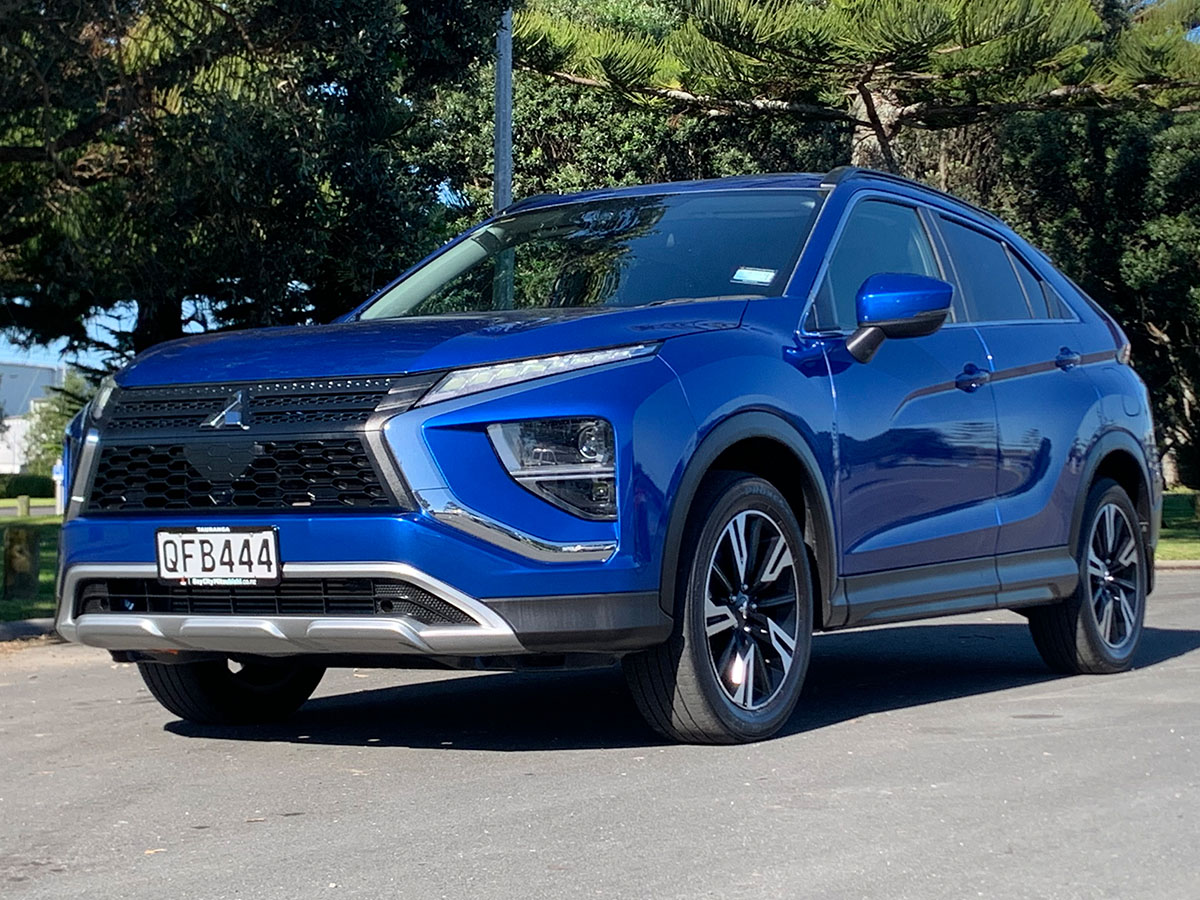 2023 Mitsubishi Eclipse Cross XLS 2WD