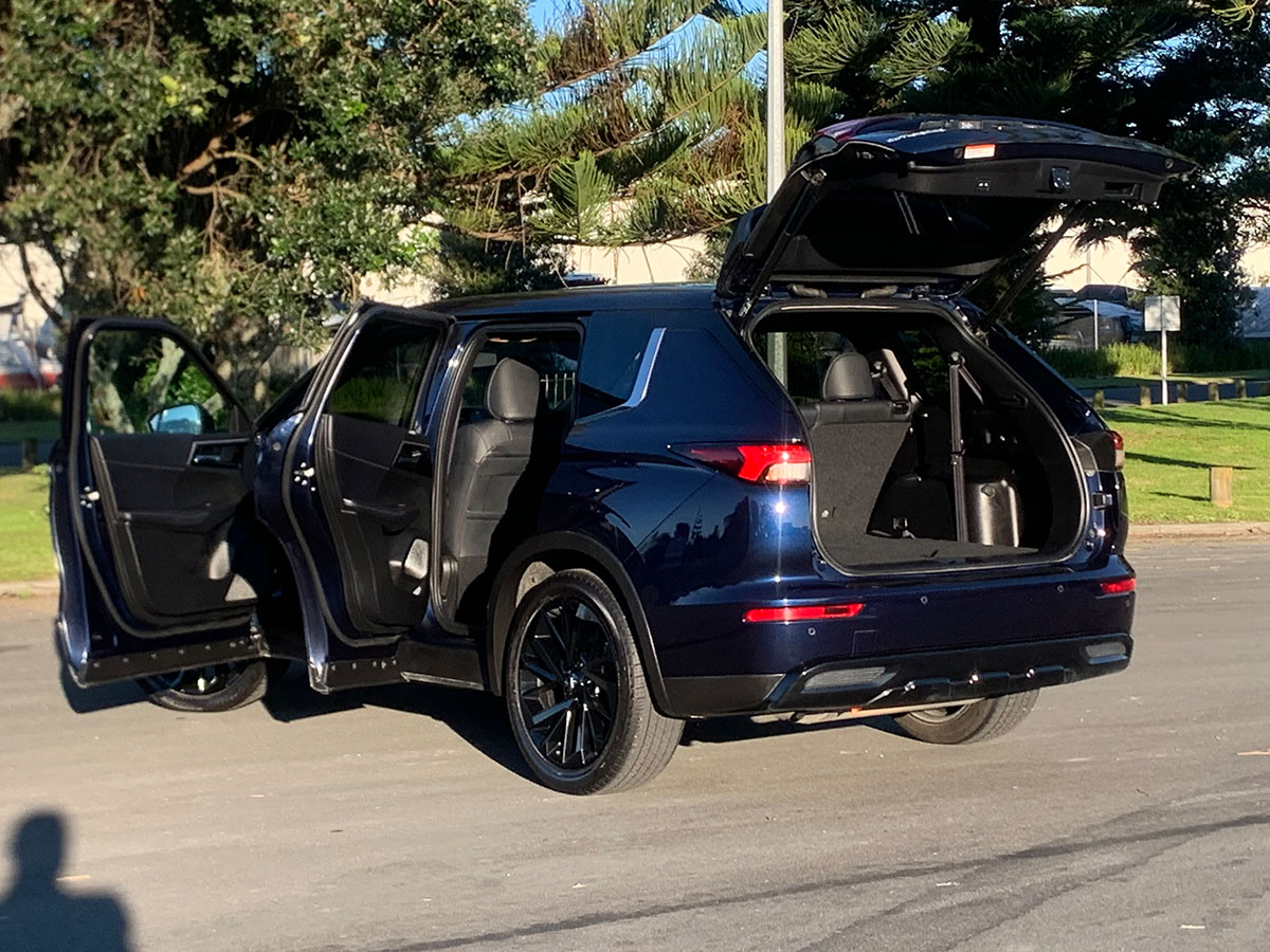 2024 Mitsubishi Outlander Sport 2WD 7 Seater 2.5L Petrol