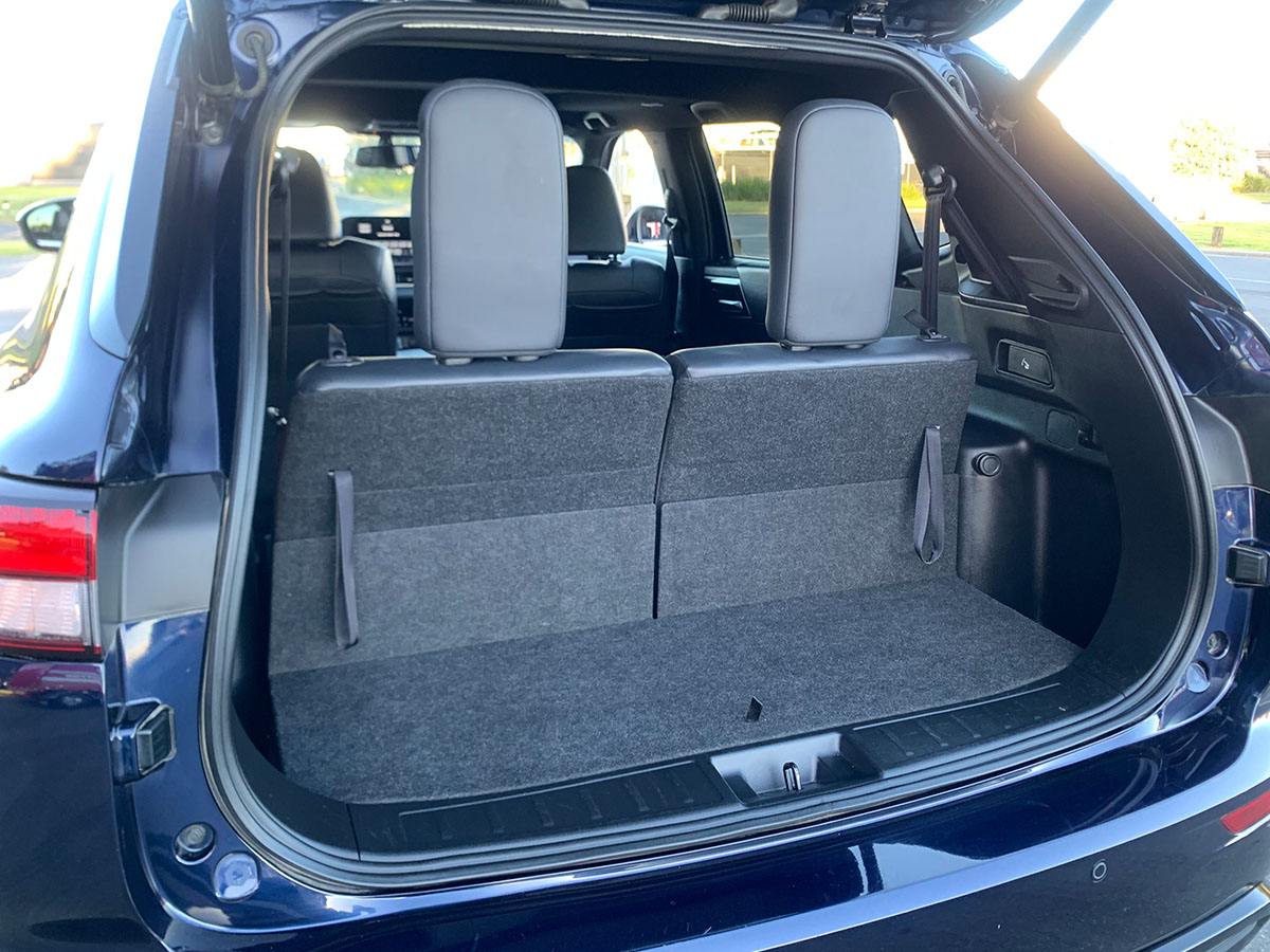 2024 Mitsubishi Outlander Sport 2WD 7 Seater 2.5L Petrol