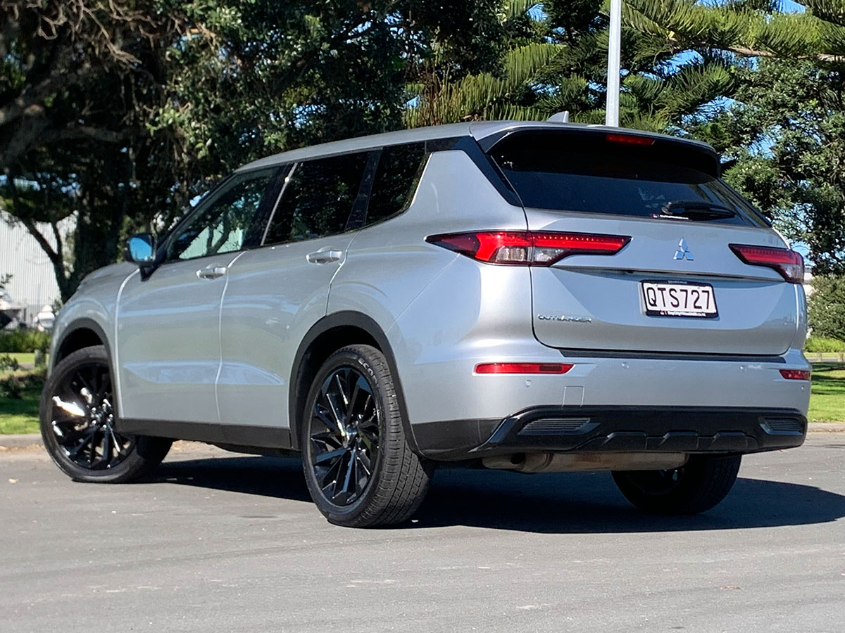 2024 Mitsubishi Outlander Sport 2WD 7 Seater 2.5L Petrol