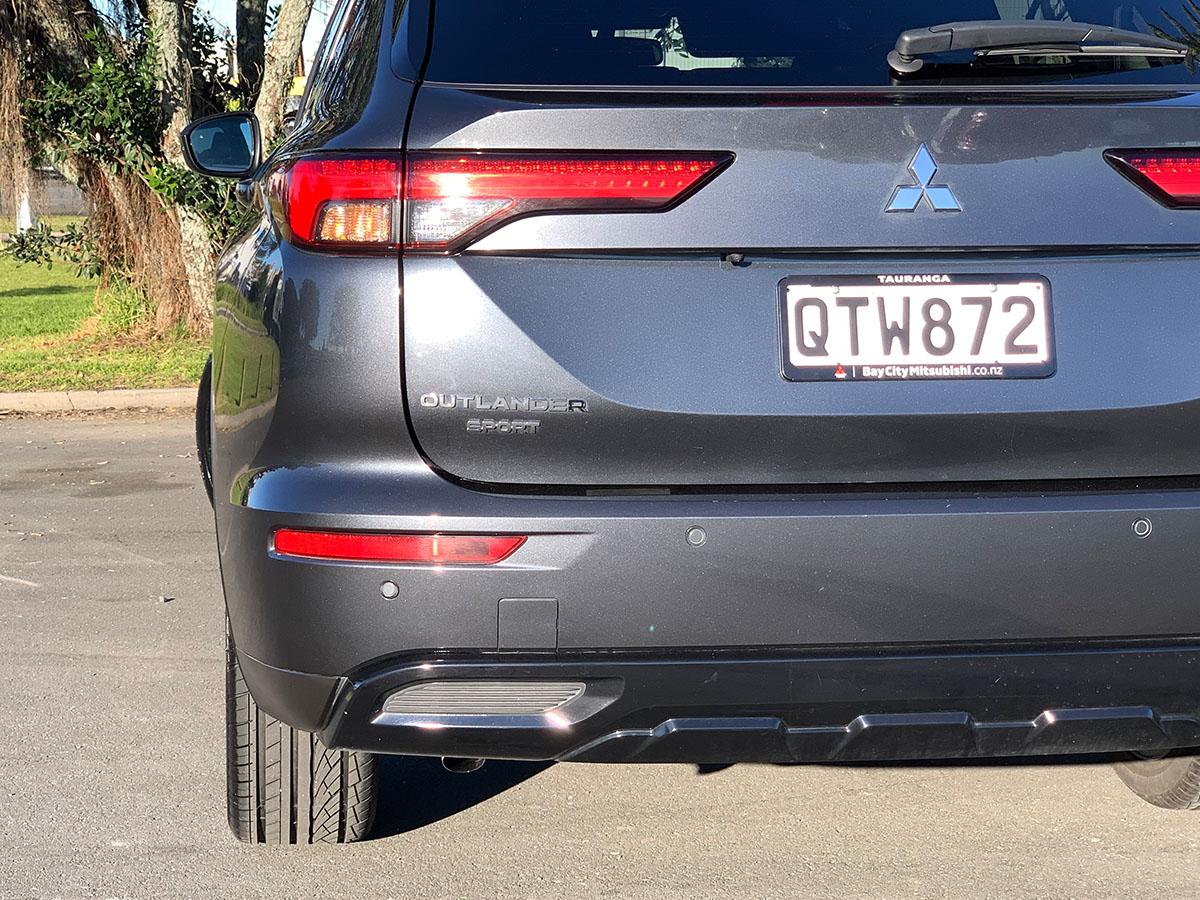 2024 Mitsubishi Outlander Sport 2WD 7 Seater 2.5L Petrol